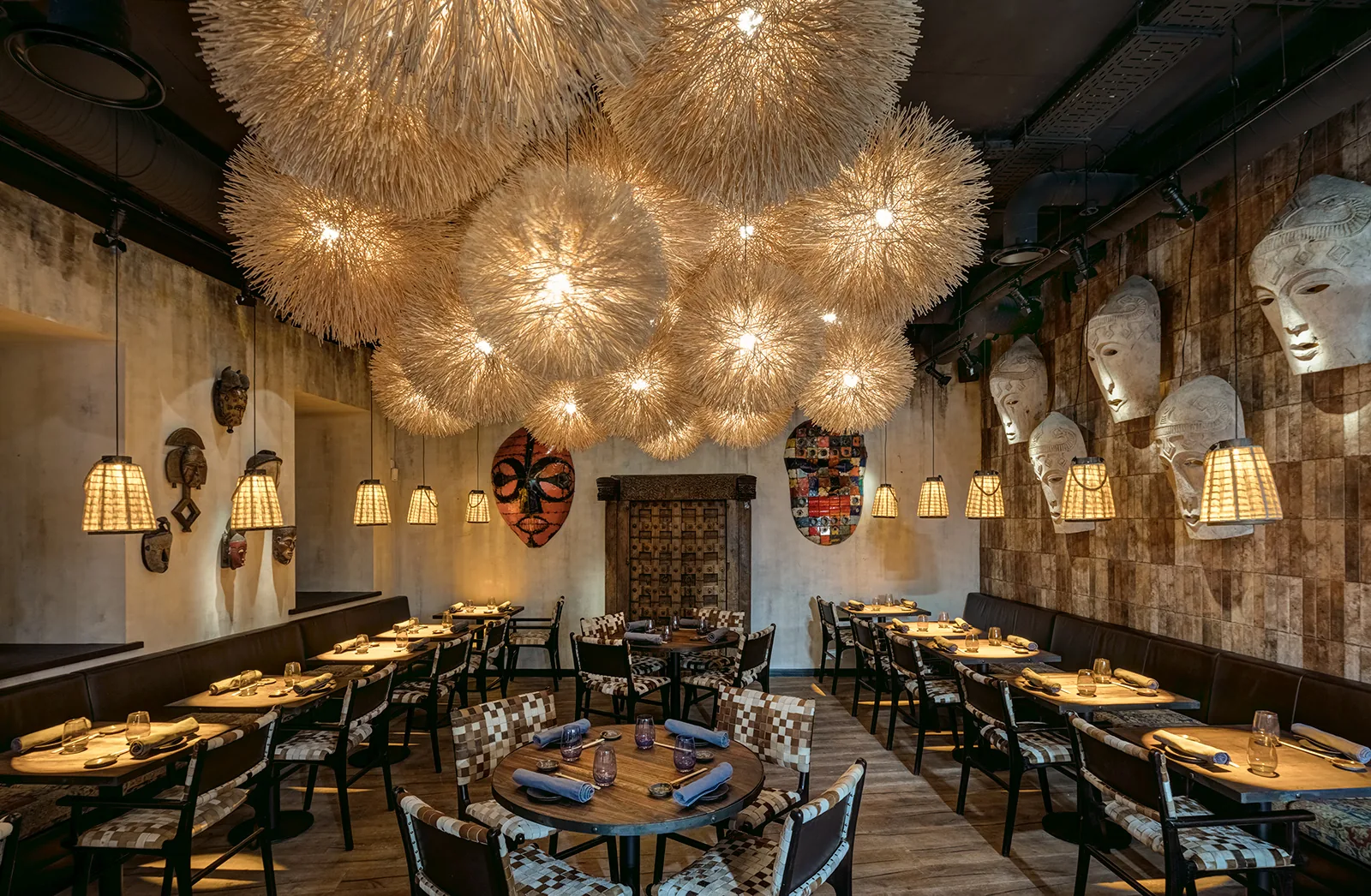 Bizarre Restaurant & Bar