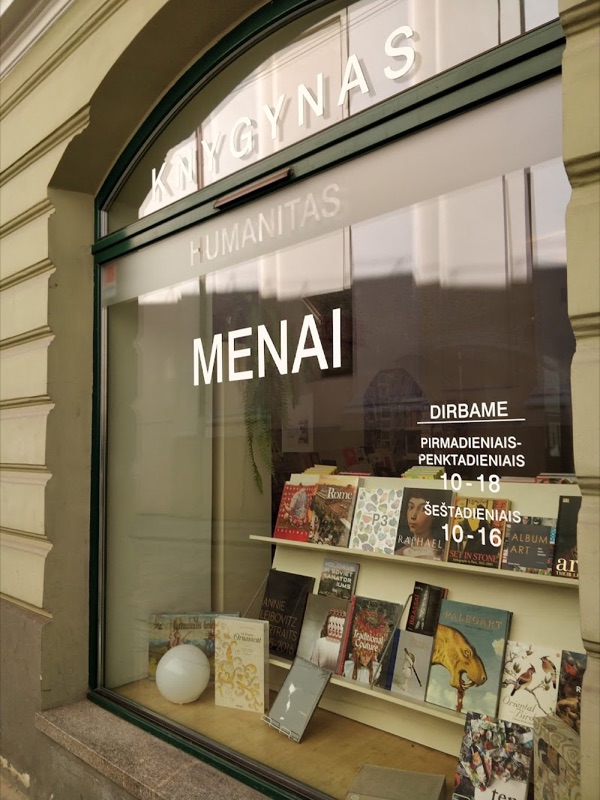 Humanitas, meno leidiniu knygynas