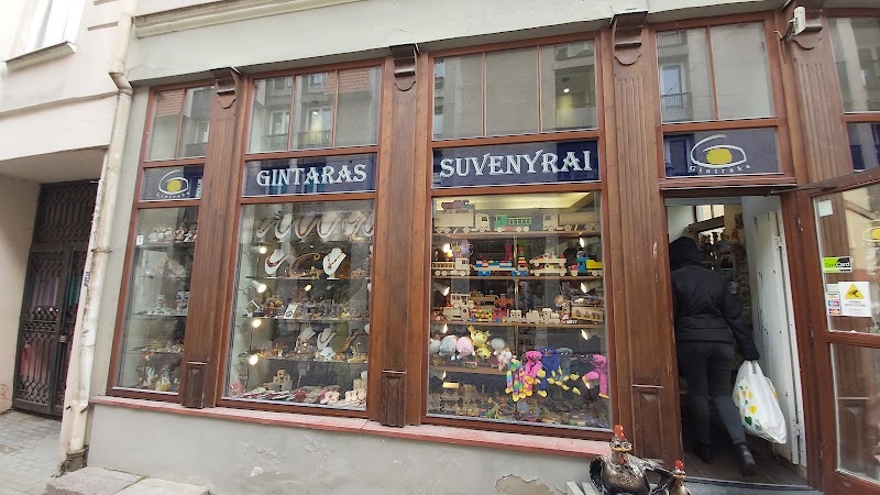 Amber, souvenirs